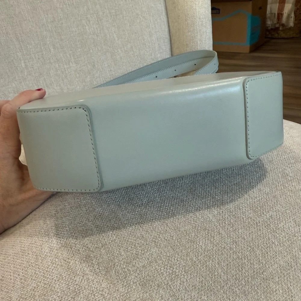 DeMellier The London in Smooth Sage - Picture 7 of 13